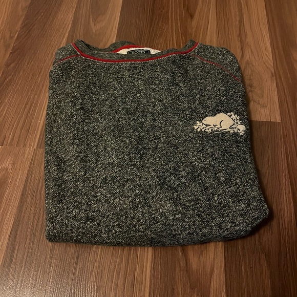 Roots Sweatshirt - Picture 4 of 4